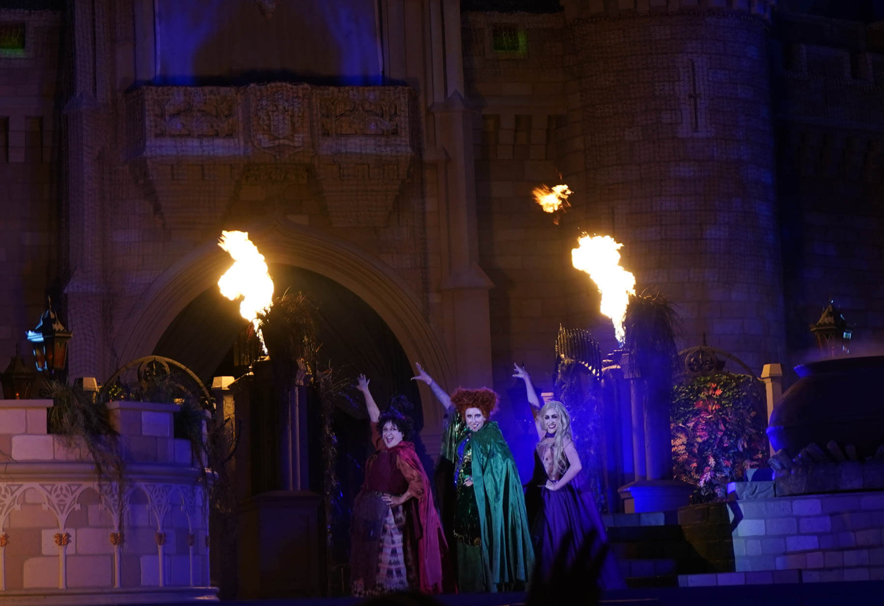 Sanderson Sisters at Disney World for the Hocus Pocus Villain Spelltacular show