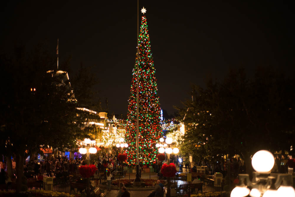 Christmas Tree Main Street USA in Disneyland