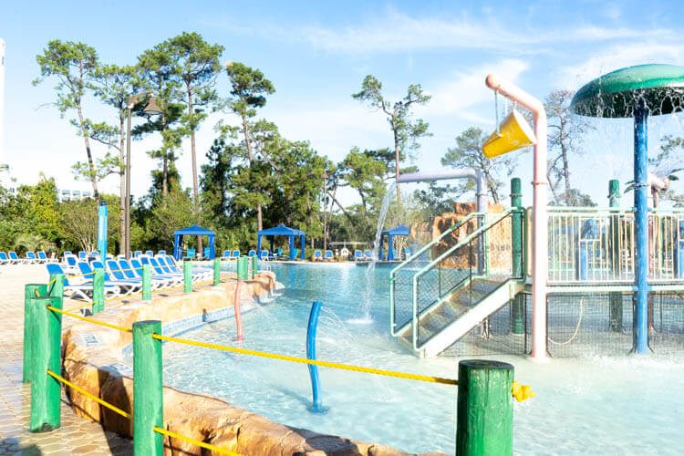 Disney World's Wyndham Garden Lake Buena Vista Disney Springs Resort Pool and Water Fountain Features